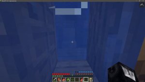 Ищем интересное в близи наших просторов в майнкрафт MineCreeper