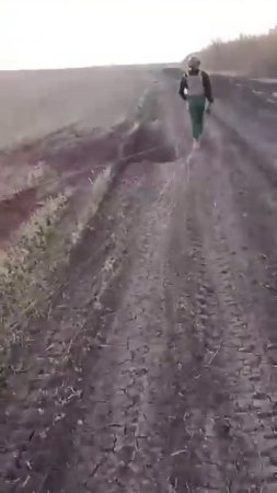 Xoxлы прошлись по полю, по которому наши пускали дроны на оптоволокне и словили паутину.