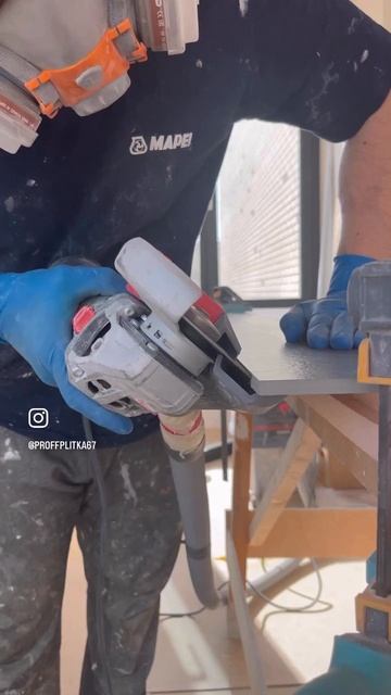 Подоконник из керамогранита на лоджии!! #плиточныераб? смотреть онлайн