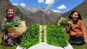 Сбор диких луковиц и приготовление кутабов по бабушкиному рецепту | Жизнь в деревне