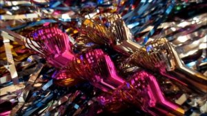 Новогодние елочные игрушки. Красивое новогоднеее видео!