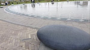 Новый,фонтан в Линейном парке!