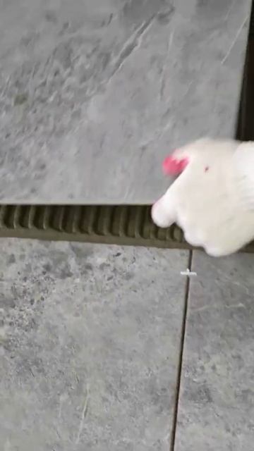 #shorts как правильно укладывать плитку смотреть онлайн