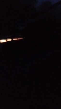 Ночной рейд: захватывающие городские виды-Cleaning shadow on street
