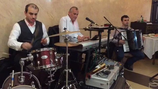 Разминочка на греческой свадьбе смотреть онлайн