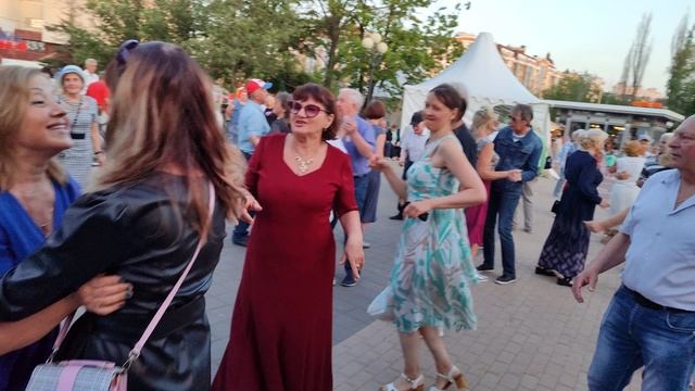 Женщины все королевы.... 01.06.25.