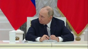 "Российский продукт – в приоритете": Путин призвал закрыть лазейки для иностранного оборудования