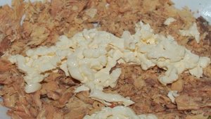 Cалат из рыбной консервы