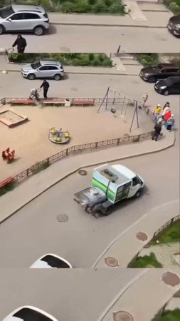 Кому свежего молочка? Подходите!