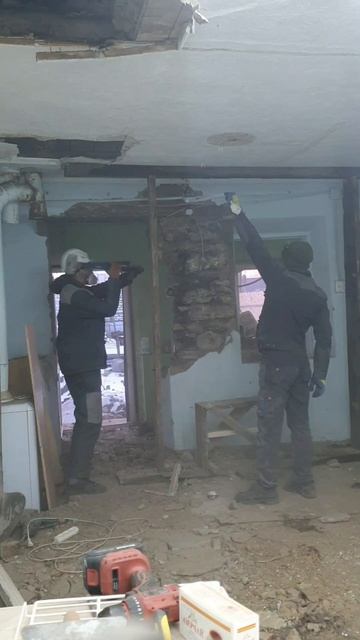 Обрушили несущую стену #своимируками #ремонт #демонта? смотреть онлайн