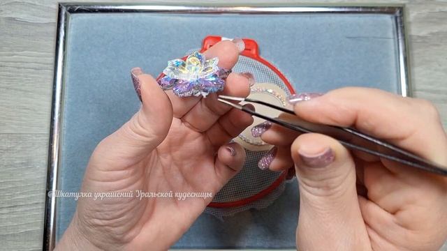 Декор своими руками для автомобиля. Амулеты и подвесы в авто. Как сделать салон автомобиля уютней. смотреть онлайн