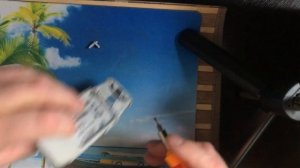 Система извлечения аккумулятора у телефона Нокиа 3310