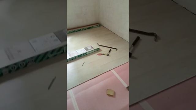 уложить тонкие 1мм Пеноплекс и сразу ламинат 31 класс смотреть онлайн
