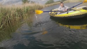 Дима учится плавать