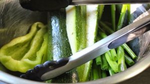 Cалат из кукурузы и курицы