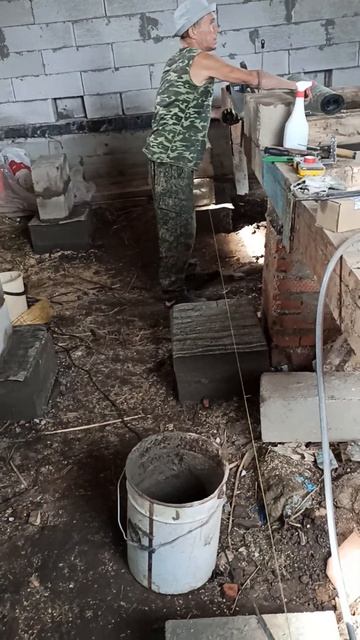 выставляем тумбы под лаги для пола смотреть онлайн