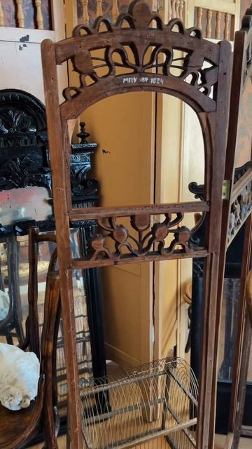 Выставка, посвященная Сюрреализму, в Екатеринбурге ✨ смотреть онлайн