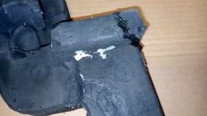 🧪Уплотнители петель капота Лада Гранта - пробуем вос?