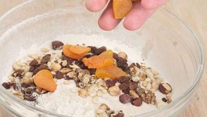 Хлеб с сухофруктами в духовке