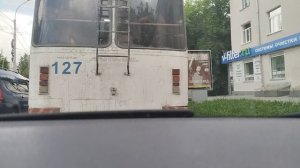 Поездка на машине и неожиданные встречи в городе