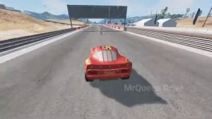 Lightning McQueen Train против Lightning McQueen - что лучше