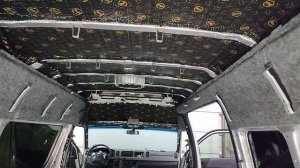 Шумоизоляция потолка Toyota Hiace H200 2008.