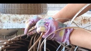 Как сплести юбку для елки. Полиротанг