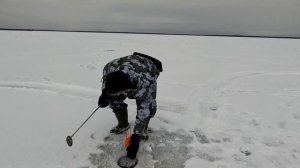 КЛАССНАЯ РЫБАЛКА 2025\\ЗИМНЕЕ ОЗЕРО\\ЩУКА ЕСТЬ