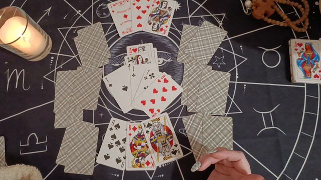 НА ДАМУ ЧЕРВИ ❤ Цыганский расклад на игральных картах смотреть онлайн