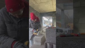 Придумали резать керамзитобетонные блоки паркеткой.