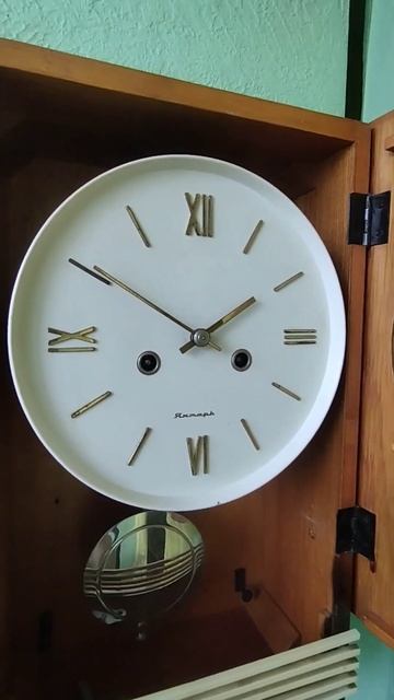 часы настенные ЯНТАРЬ, СССР смотреть онлайн