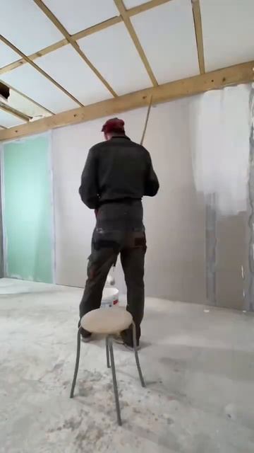 52-ой день ремонта, штукатурка всё!!!) смотреть онлайн