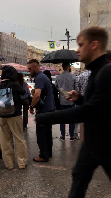 Угол Невского проспекта и улицы Марата смотреть онлайн