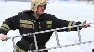Люди застряли на экстремальном аттракционе в Сочи Парке