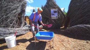Блиппи (Blippi) - Автомойка   Изучай этот мир вместе с Блиппи   Обучающие песни для детей   Blippi R