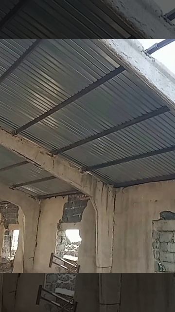 на работе. сварка обрешетки под профнастил смотреть онлайн