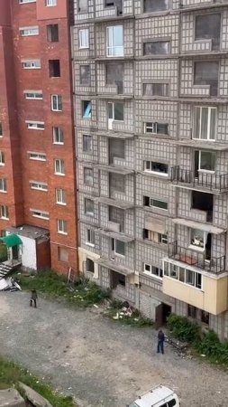 Недострой-убийца: почему на Пихтовой до сих пор не огородили опасный объект?
