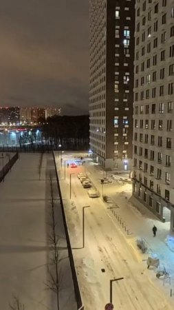 Ночная заснеженная Москва / Snowy Moscow at night #russia #insta360x4 #moscov #snow