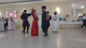 Танцы Калмыкии. Народный ансамбль "Байр"