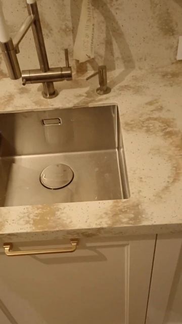 кухонная столешница с подоконником +фартук из акрилов смотреть онлайн