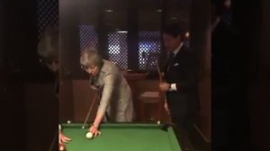 Когда странной управялть умеешь, а кием нет.