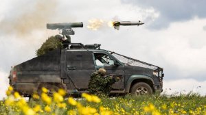 ПТРК «Корнет» уничтожил американские MaxxPro и Bradlеу. Лучшее видео из зоны СВО
