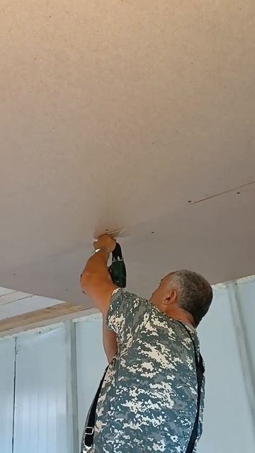 Подшивка потолка оргалитом. смотреть онлайн