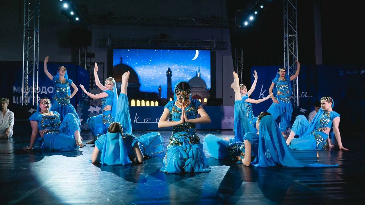Хореографическая композиция Горячий Восток. Хореографический коллектив Арка