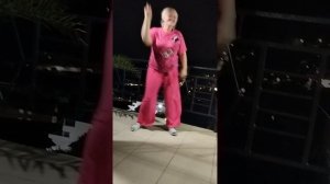 Анютка жжет на юге