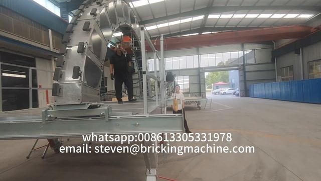 Автоматическая машина для кладки кирпича в вращающих?