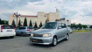 Nissan Cube, 2001 год