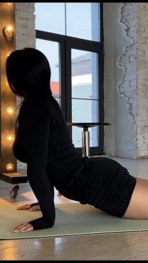 Dress black workout and stretching legs #stretching #yoga #short #shorts #hotyoga