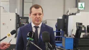 Губернатор края Виктор Томенко и глава Барнаула Вячеслав Франк посетили промышленный технопарк