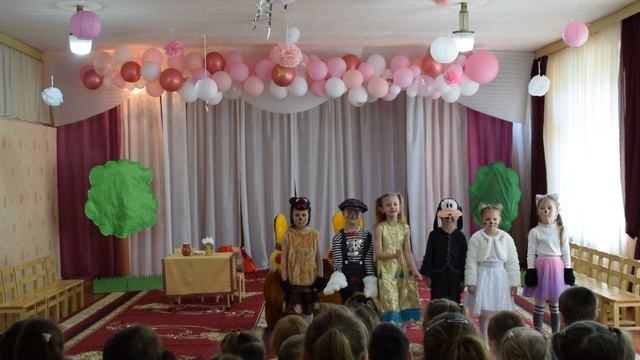 Утренник  красная Шапочка ГБУ ДОУ Ясли-сад "390" 1 часть